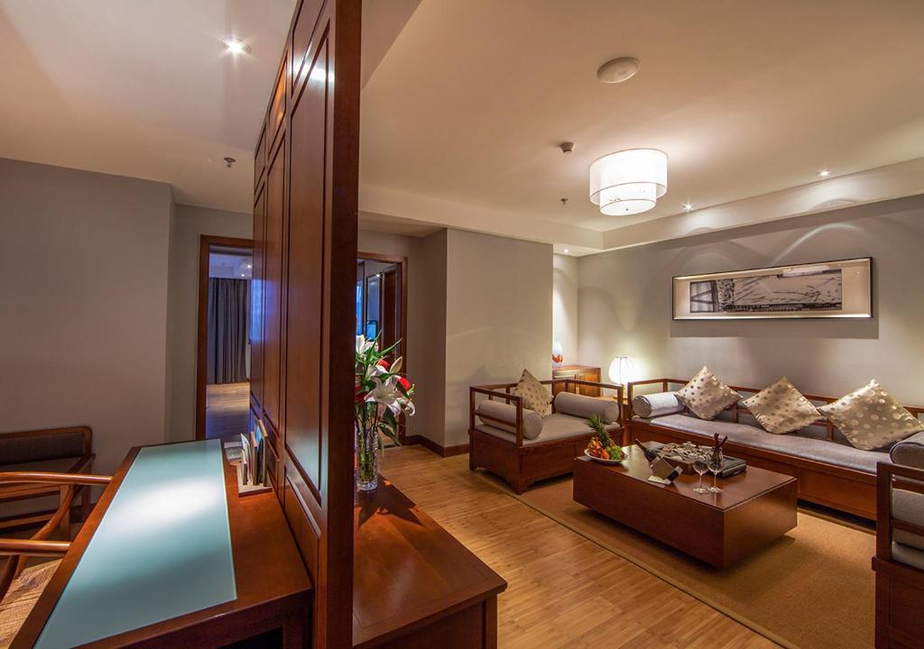 Fliport Garden Hotel Wuyishan - Tap to explore photos