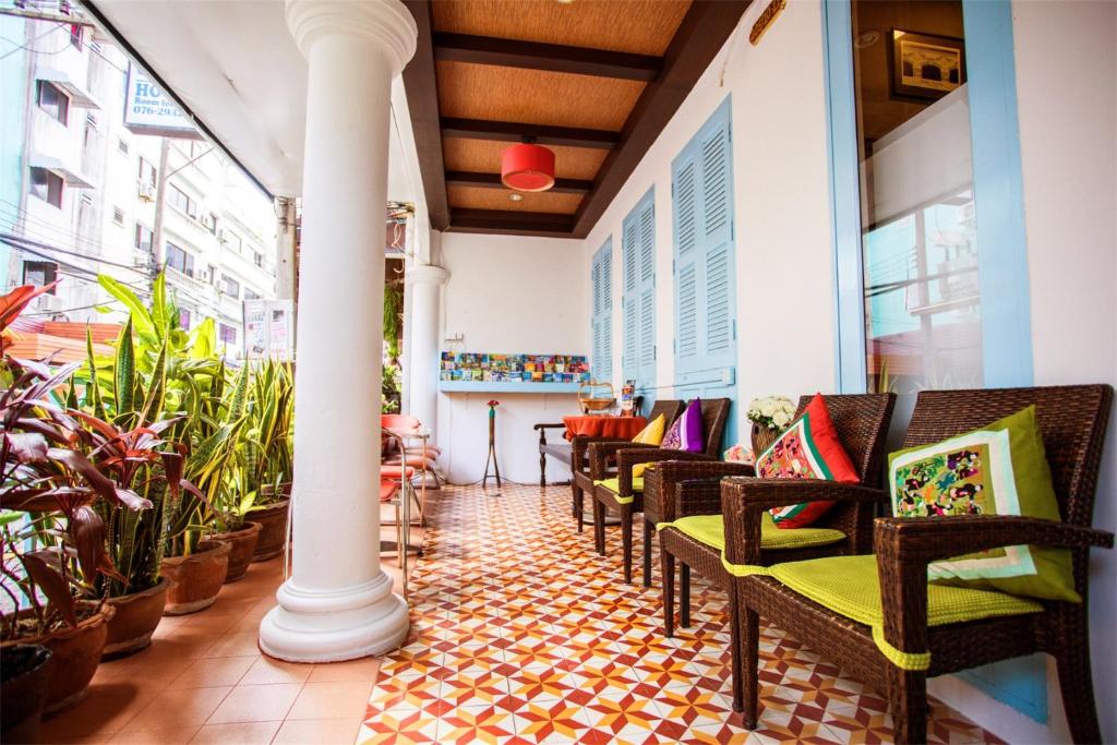 Двухместный (Улучшенный двухместный номер с 1 кроватью), Sino House Patong