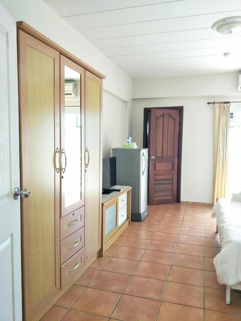 Lomsabai Apartments photo 3