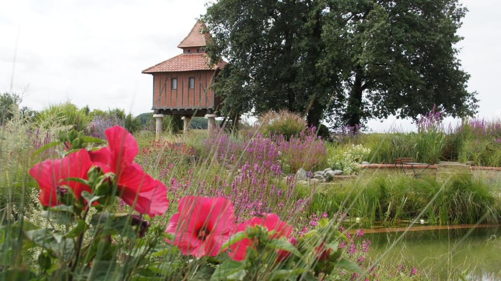 Chambre d'hôtes insolite dans un pigeonnier à 5 minutes de Marciac Gers