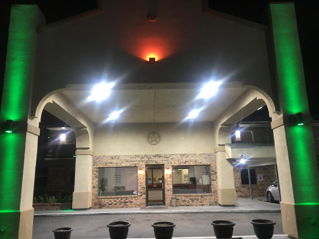 Executive Inn Odessa photo 1