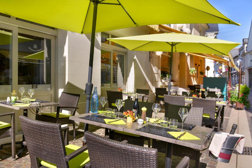 Logis Hôtel Restaurant La Boule d'Or photo 3