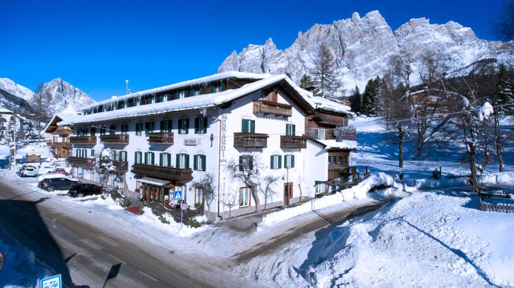 Hotel Menardi photo 1