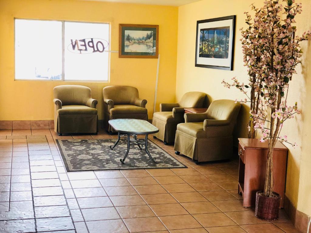 Country Host Inn image