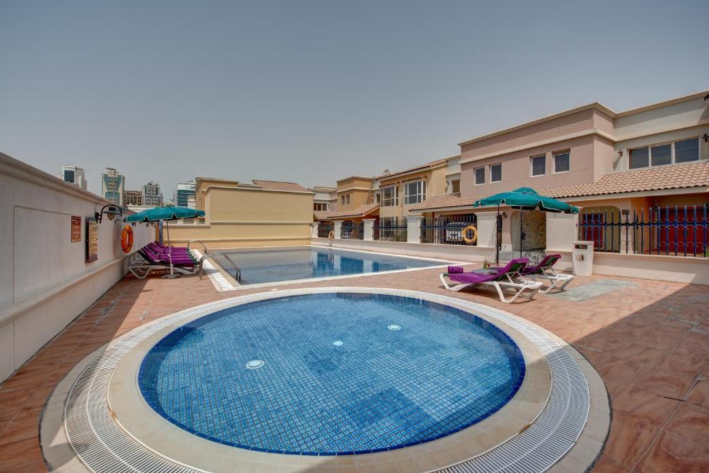 Вилла (Вилла с 4 спальнями), Вилла J5 Villas Holiday Homes Barsha Gardens