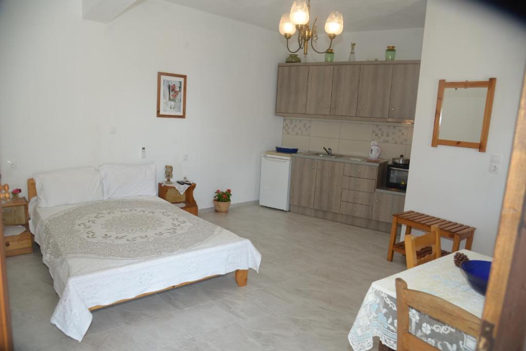 Betsanis Stafylos Apartments photo 3