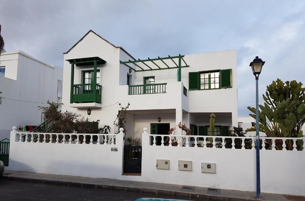Chelada 2 photo 2