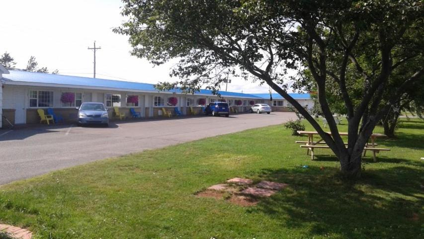 Berry's Motel photo 1