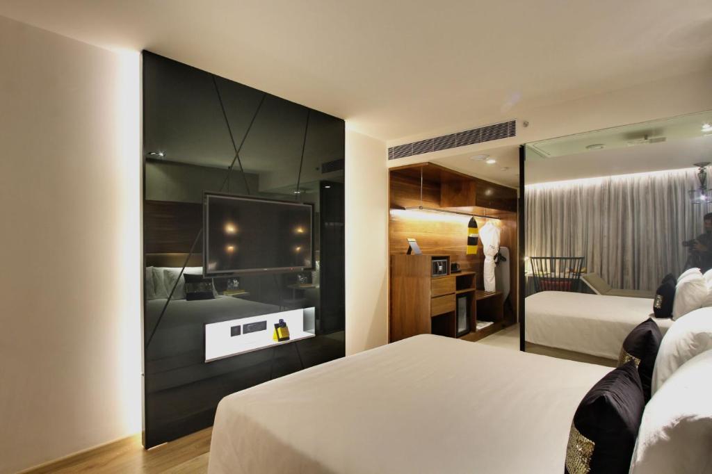 Двухместный (Номер Делюкс, вид на озеро), Radisson Bengaluru City Center