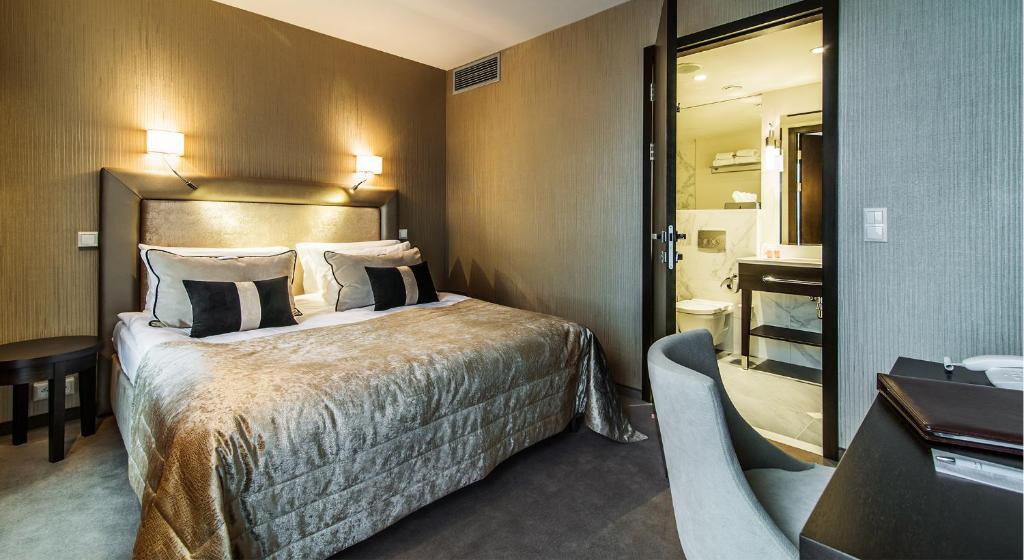 Студио (Апартаменты-студио), Hotel Airport Okecie