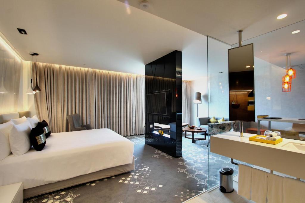 Сьюит (Люкс), Radisson Bengaluru City Center