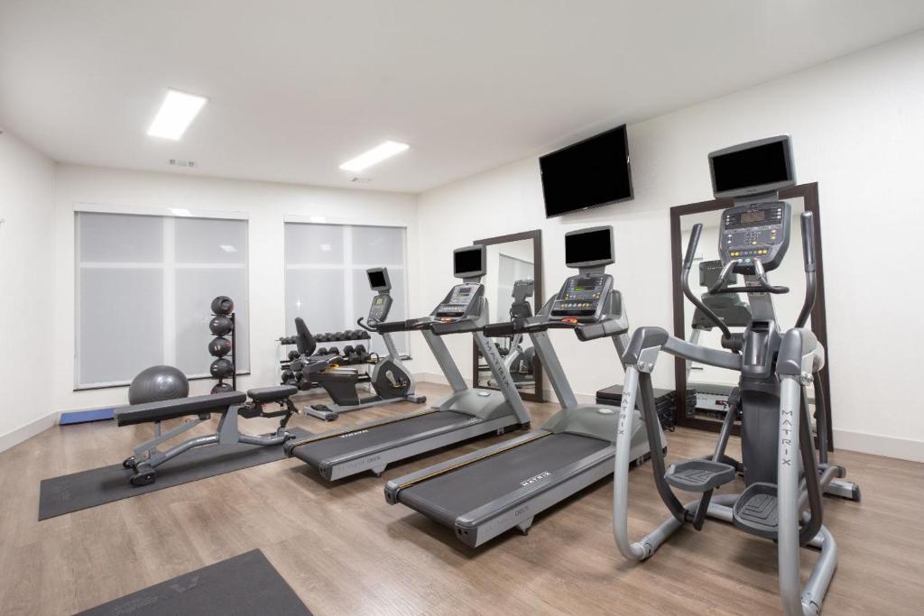 Holiday Inn Express & Suites Amarillo, an IHG Hotel photo 4