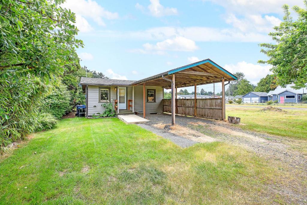 Crabbin Cabin - You Won't Be Crabby After Staying Here! image