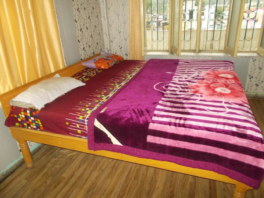 Двухместный (Бюджетный двухместный номер с 1 кроватью), Hotel Digvijay and Restuarant