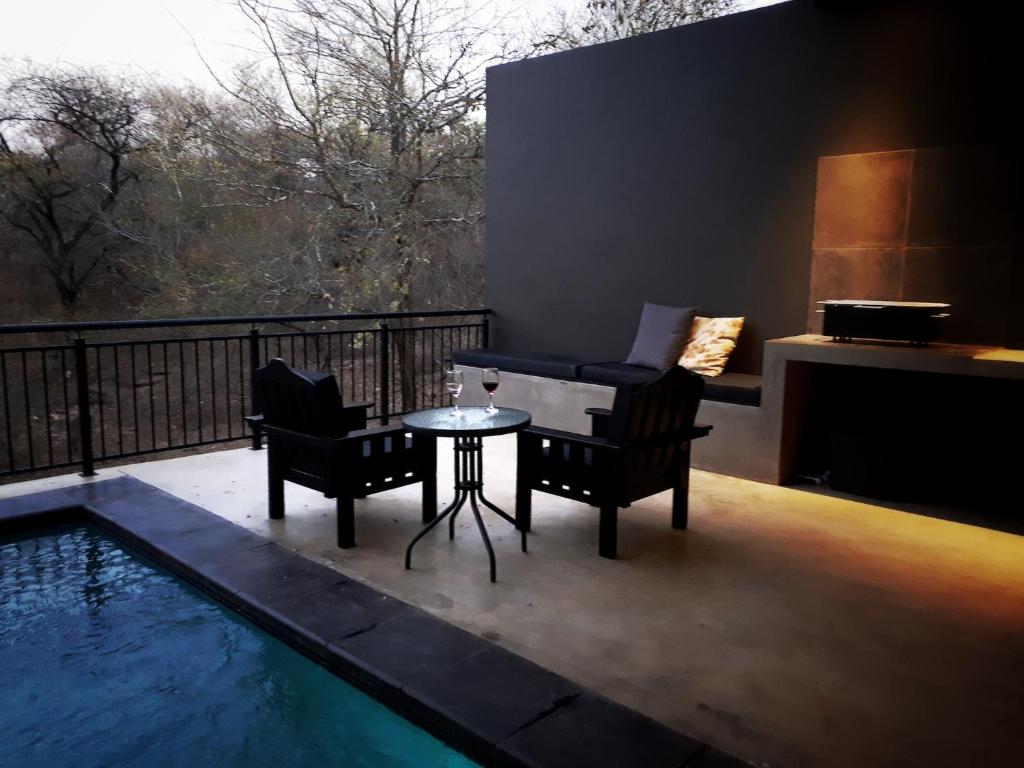 Ochre House photo 3