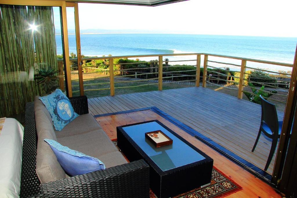 Beach House photo 1