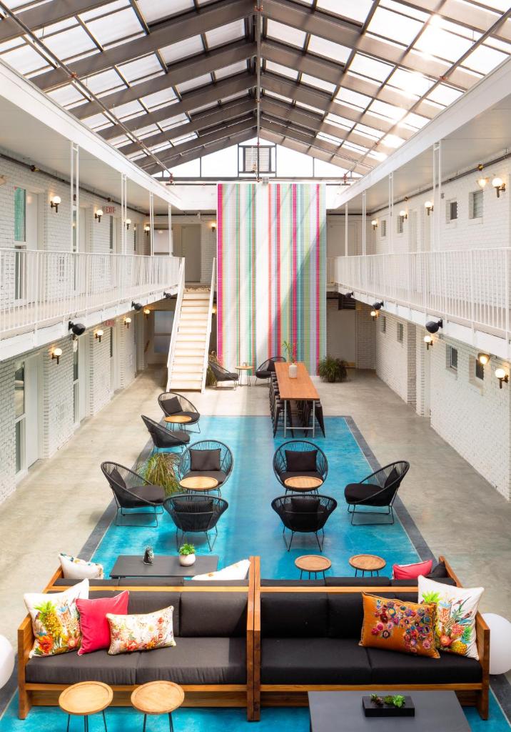 Bluebird Spa City Motor Lodge photo 2