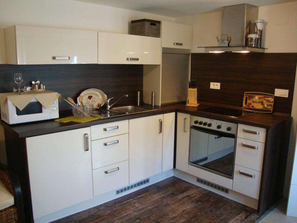 Apartments Ilona photo 4