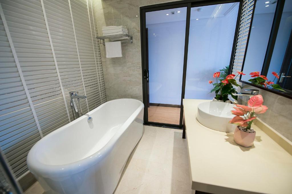 Студио (Улучшенный номер-студио), Hong Gia Tue Apartment