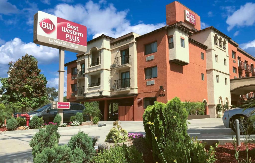 Best Western Plus La Mesa San Diego image