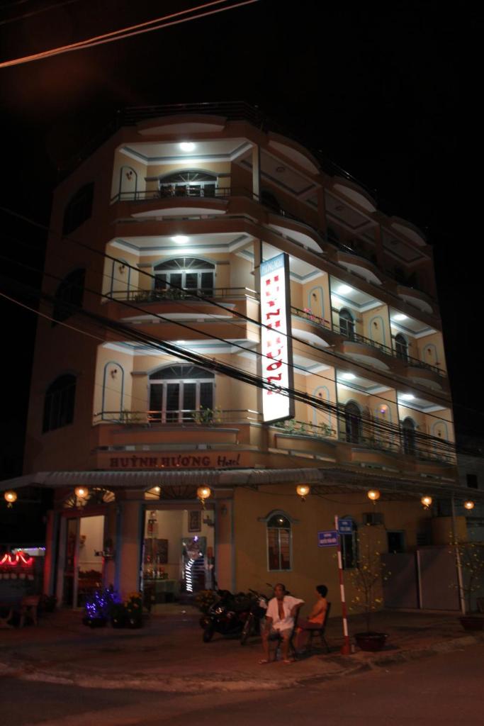 Huỳnh Hương Guesthouse