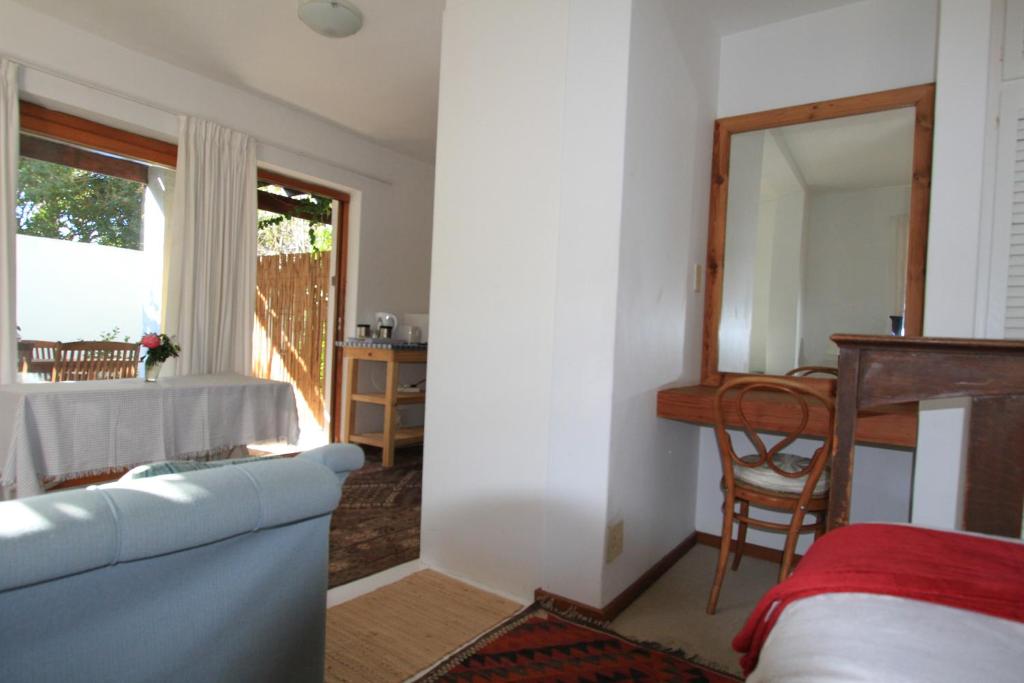 Haven of Peace and Garden Cottage photo 4