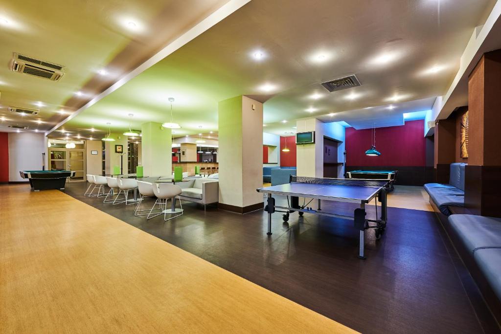 Hotel Clermont photo 2