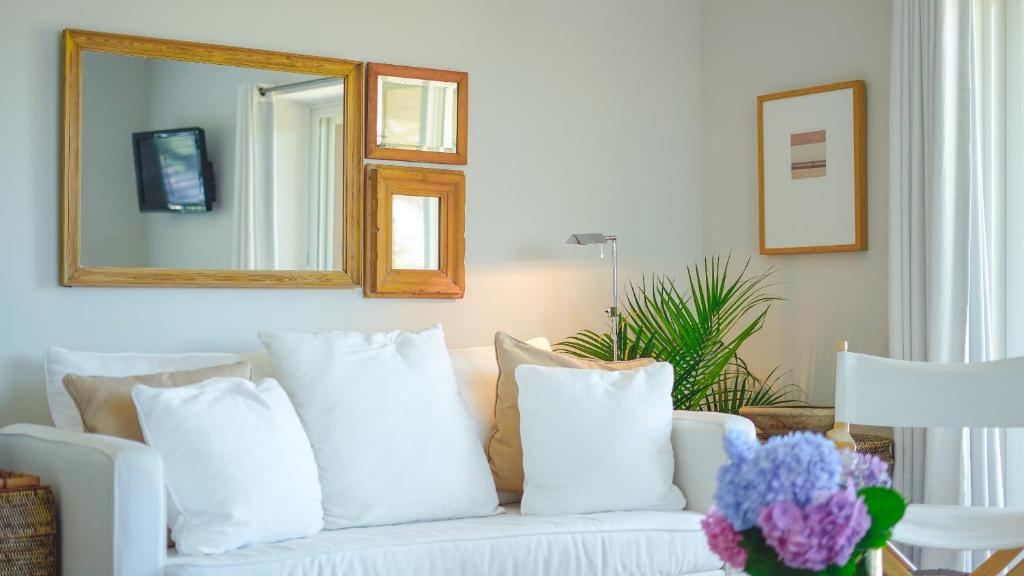 Windward Shores Ocean Resort image