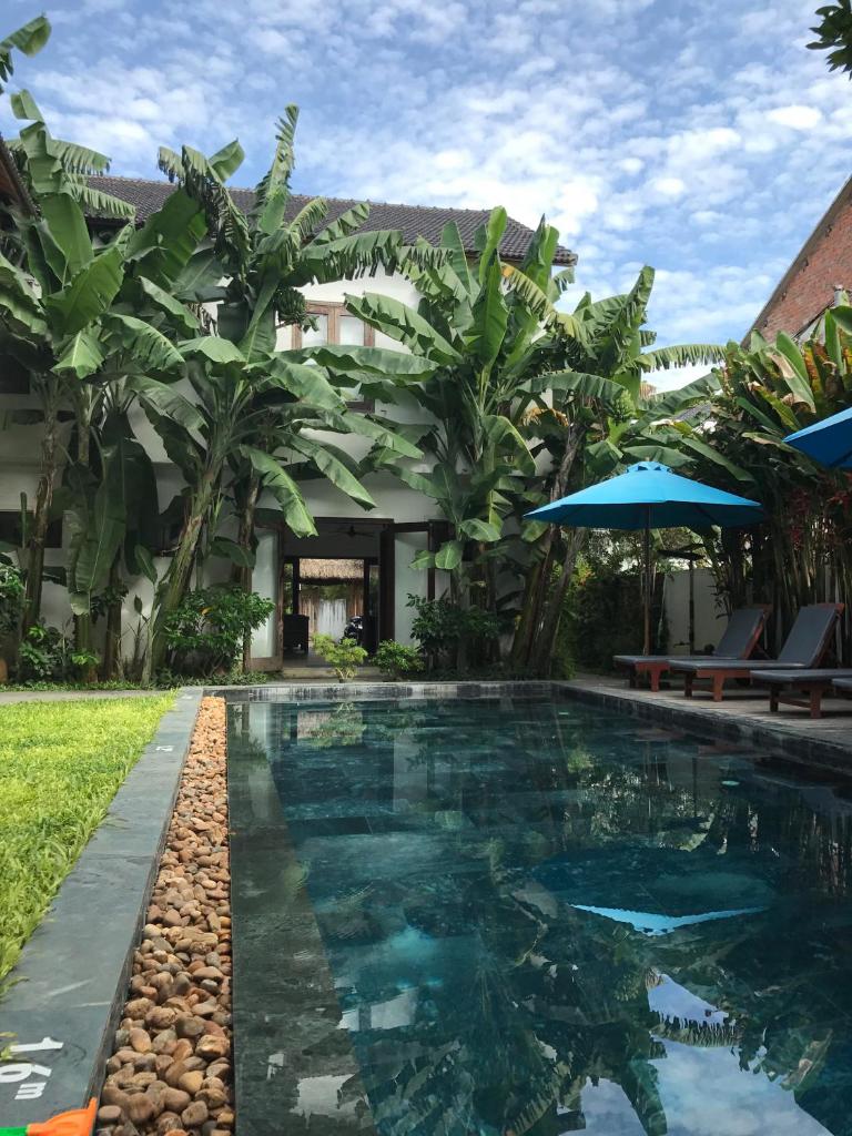 Vina Beach Pool Villas