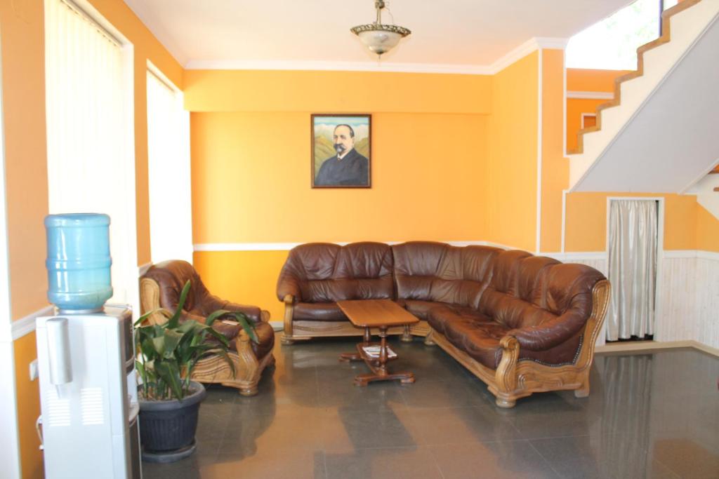Hotel Kavkasioni photo 3