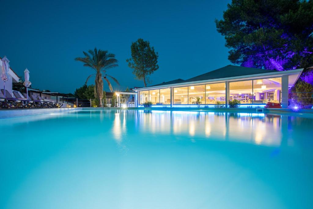 Coral Blue Beach Hotel Gerakini photo 3