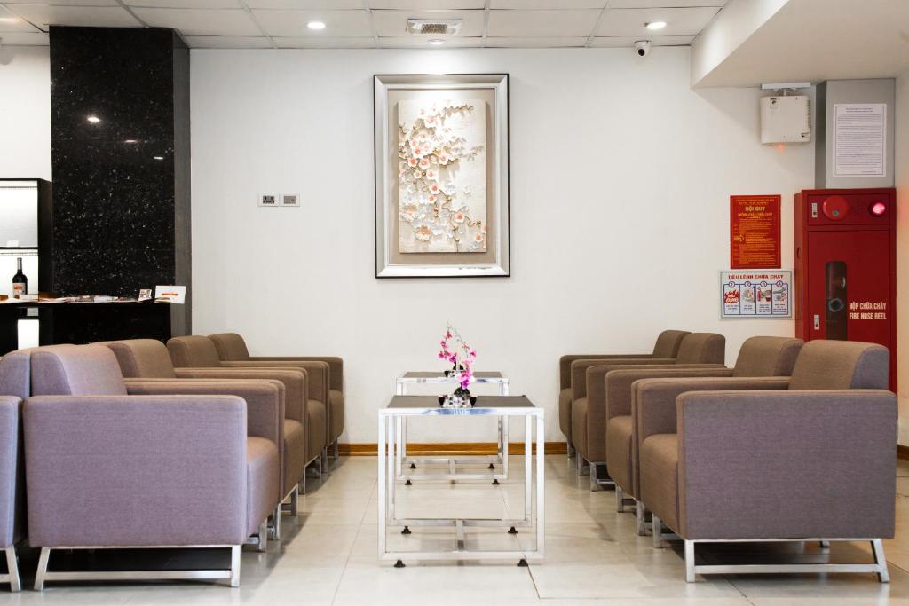 Sakura Hotel 3