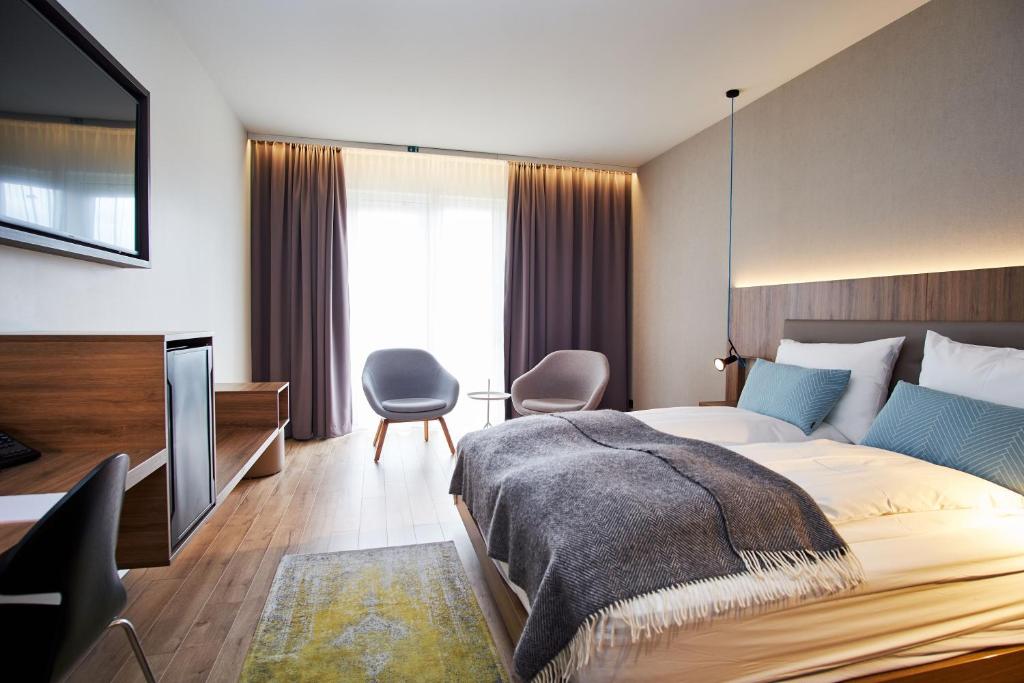 Hotel Berg by Keflavik Airport photo 4