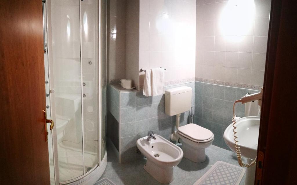 Hotel Willy photo 4