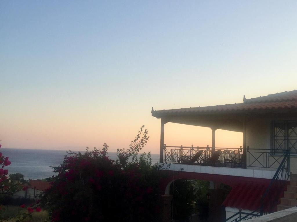 Lagonisi house photo 4