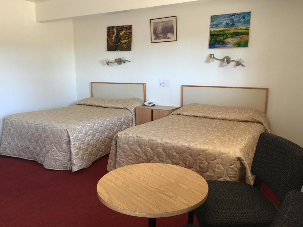Voyageur Motel photo 1