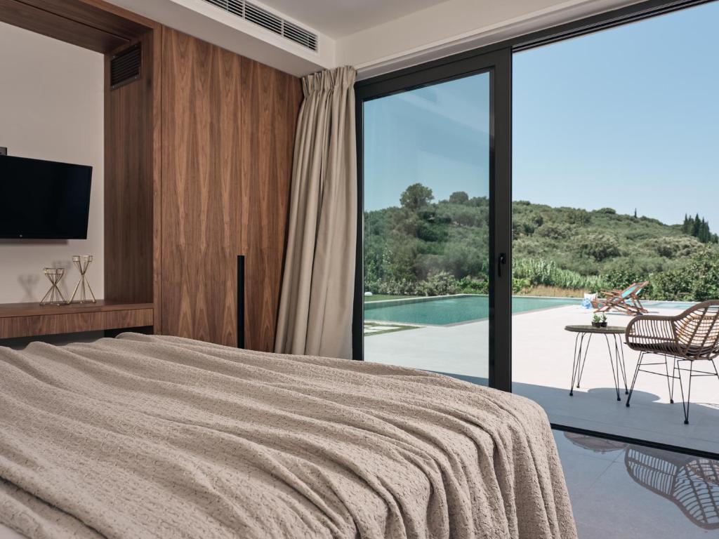 Drallos Luxury Villa photo 2