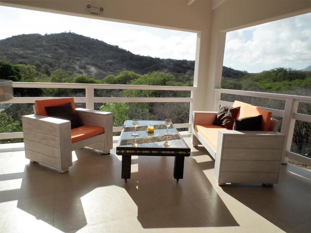 Don Genaro Apartments photo 4