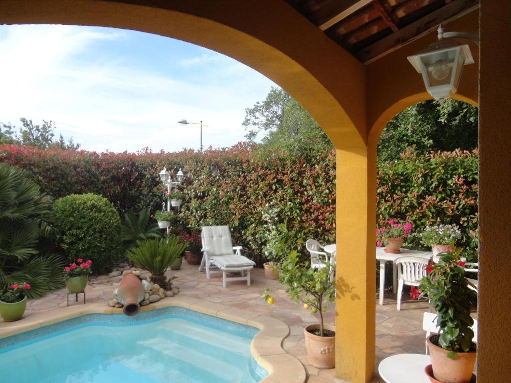 Deux Chambres dans Villa de Charme avec Piscine et Proche Mer photo 1