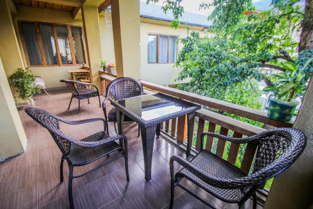 Eka&Nino GuestHouse photo 1