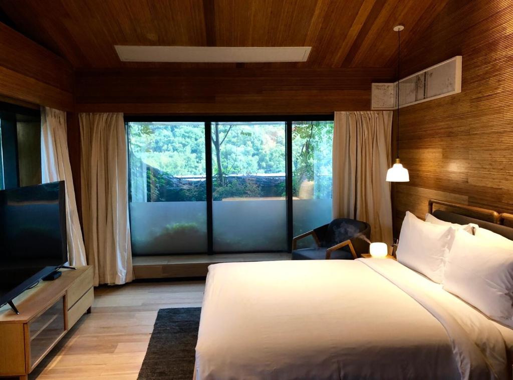Сьюит (Представительский люкс «Сад» с террасой - 2 спальни), The Nook Hotel Hangzhou