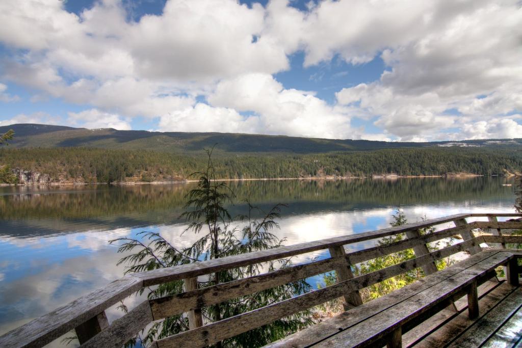 Desolation Sound Resort photo 3
