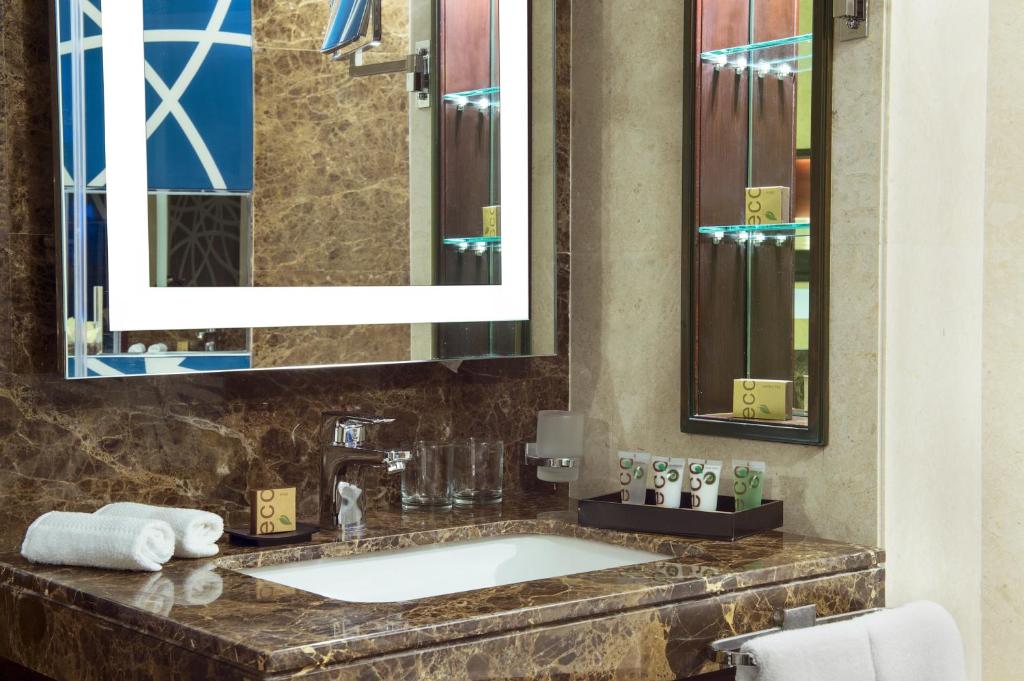 Двухместный (Номер Делюкс), Отель Gulf Court Hotel Business Bay
