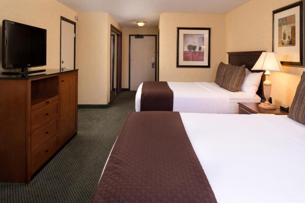 Red Lion Hotel Yakima Center photo 2