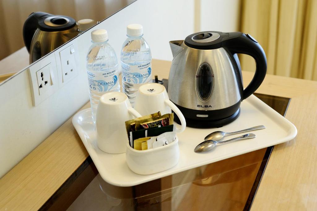 Двухместный (Улучшенный двухместный номер с 1 кроватью), Oceania Hotel