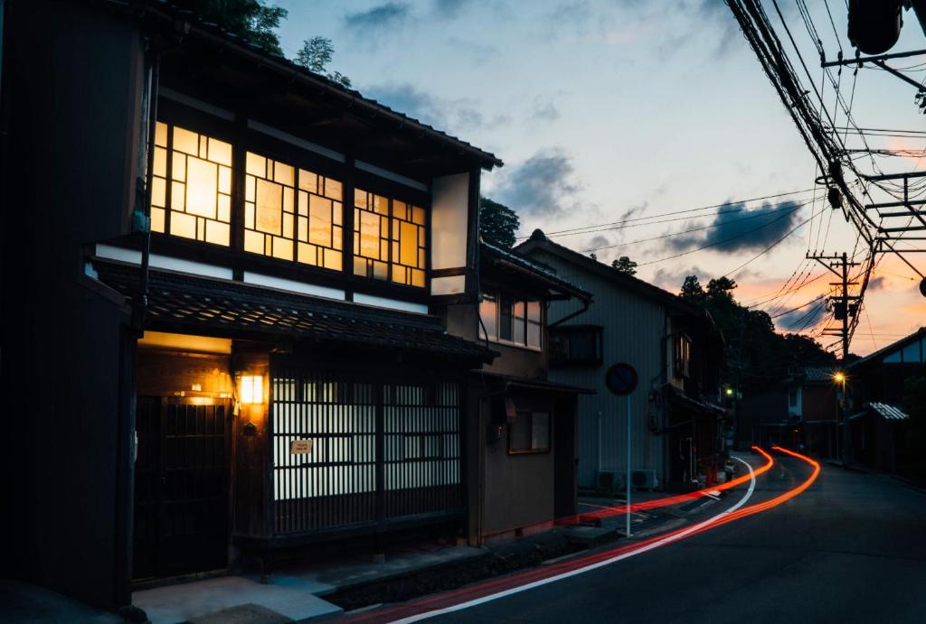 Tenjin TABI-NE photo 2