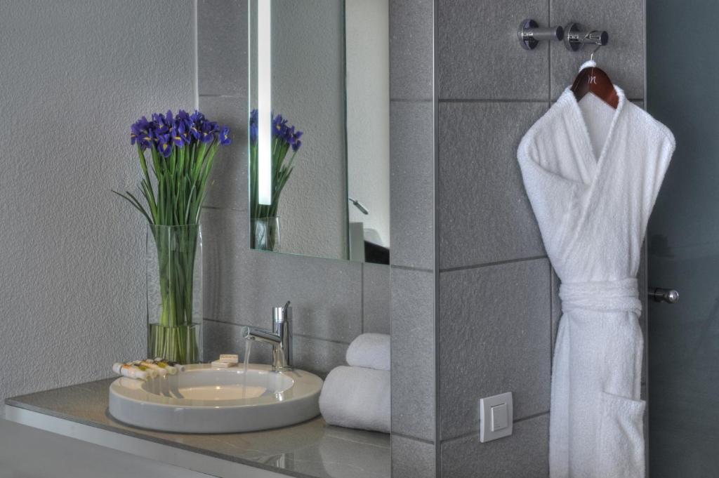 머큐어 니스 프롬나드 데 장글레 호텔 (Mercure Nice Promenade Des Anglais Hotel) - F&B