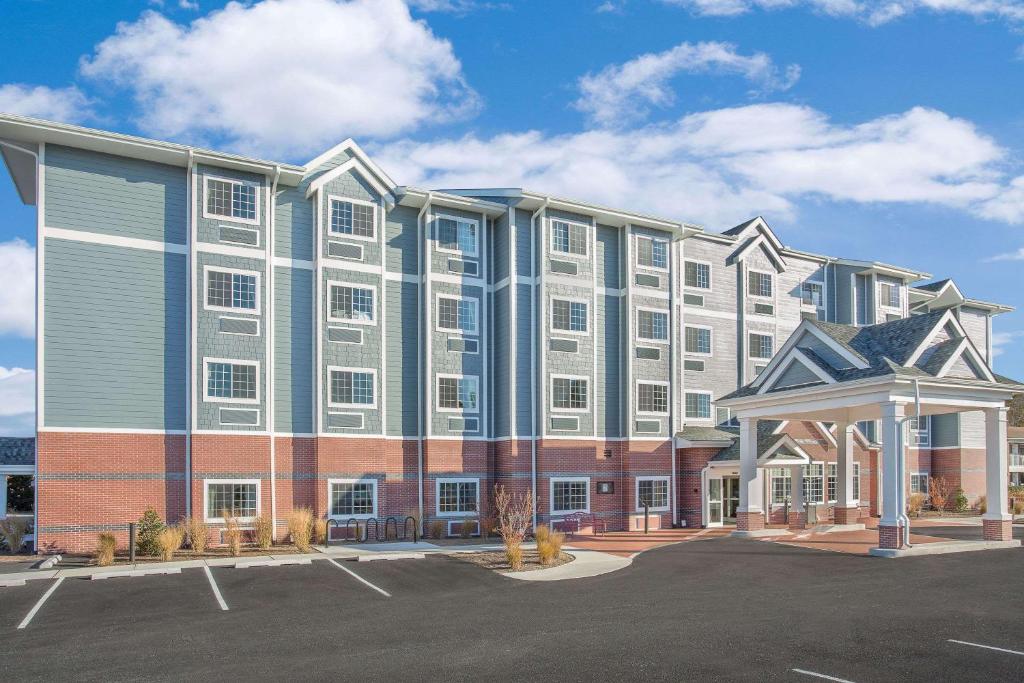 Microtel Inn & Suites by Wyndham Ocean City image