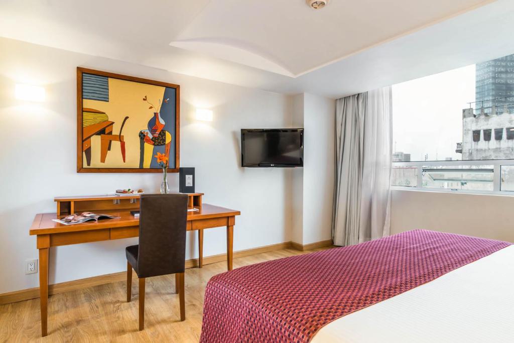 Сьюит (Single Junior Suite with King bed), Eurostars Zona Rosa Suites