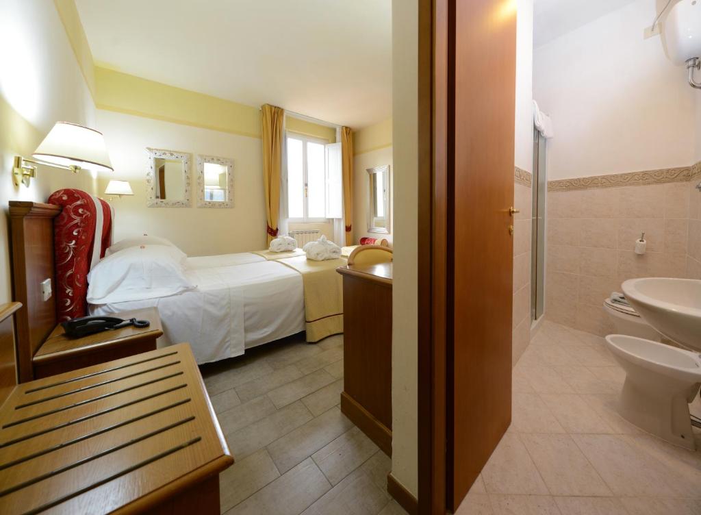 Hotel & Terme Bagni di Lucca photo 3